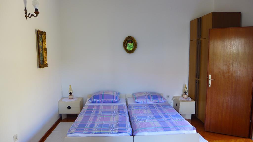 Guest House Kuzmanic Hvar Island Szoba fotó